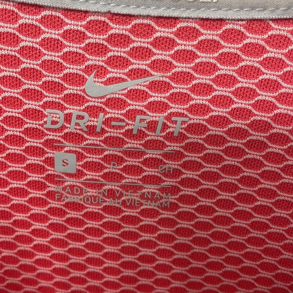 Nike pink women’s golf top polo - Picture 2 of 2